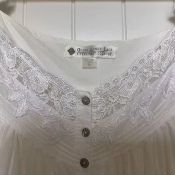 Eileen Fisher Florentine Lace Ballet Gown - Size M - Picture 5 of 6